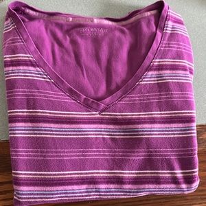 St. John’s Bay Long Sleeved Top sz XL